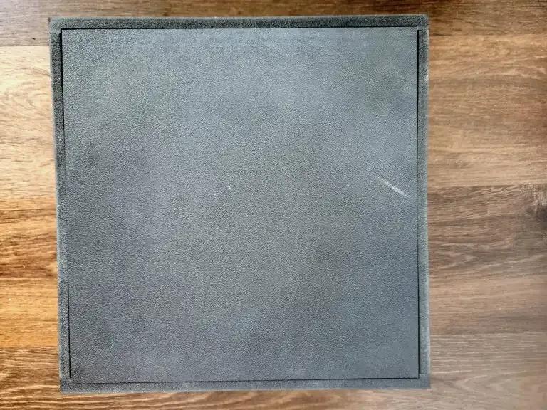 Bottom of the Kages Hide Box